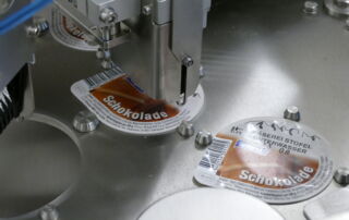 Datumstempel Joghurtdeckel → RHS Innovation GmbH