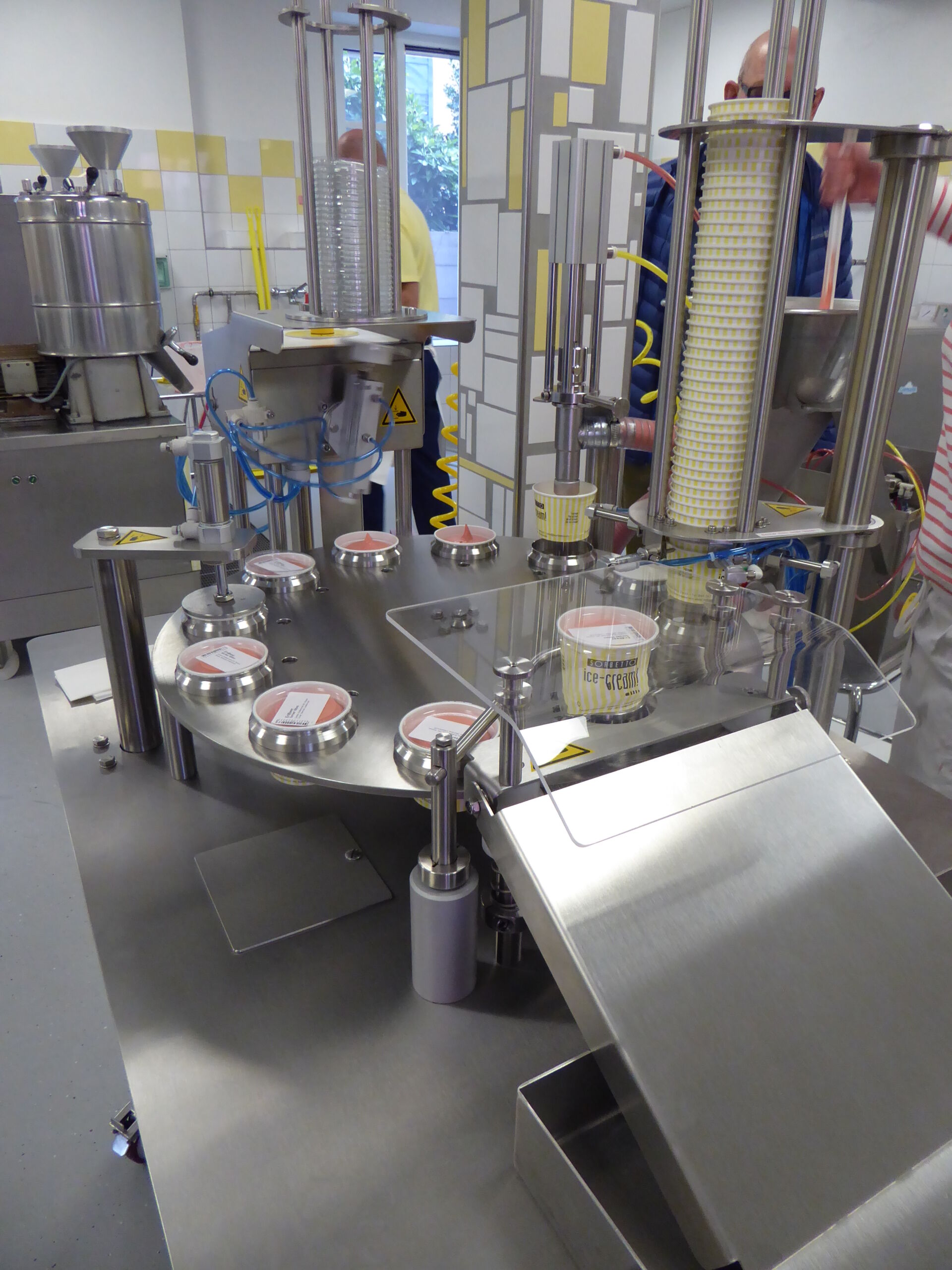 RHYNER Becherabfüllmodul