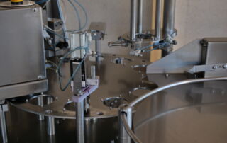 RHYNER Becherabfüllmodul D73 Drehteller → RHS Innovation GmbH